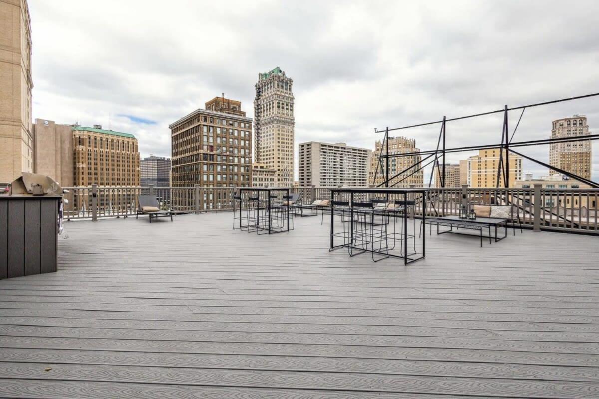 2br Executive Downtown *